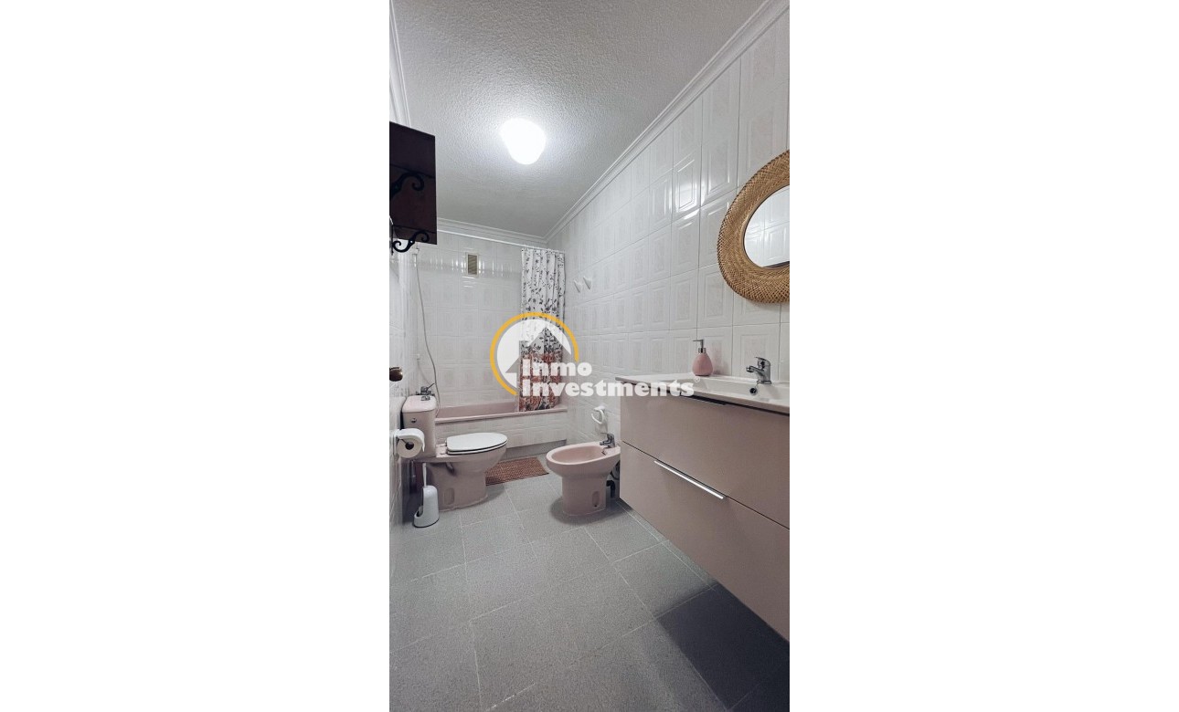 Reventa - Apartamento - Torrevieja - Estacion de autobuses