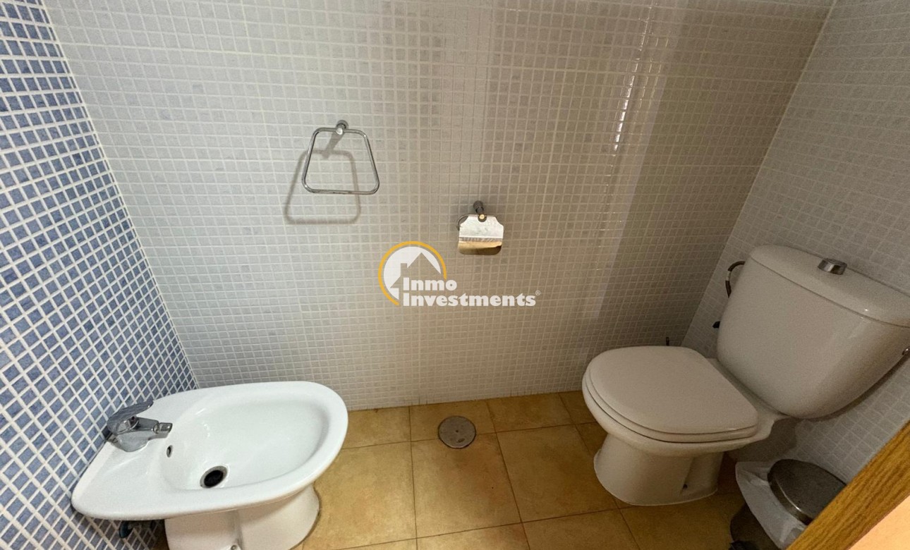 Reventa - Apartamento - Aguilas - Collados