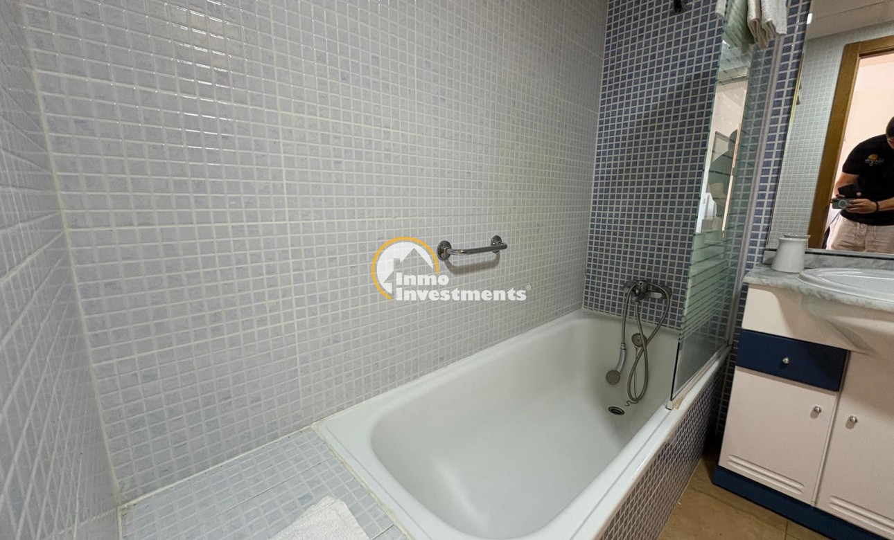 Reventa - Apartamento - Aguilas - Collados