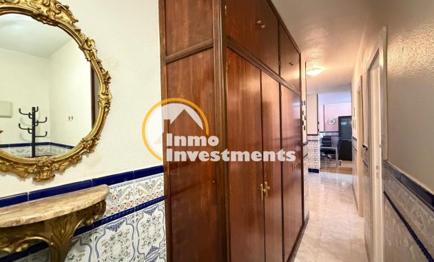 Resale - Apartment - Torrevieja - Playa del Cura