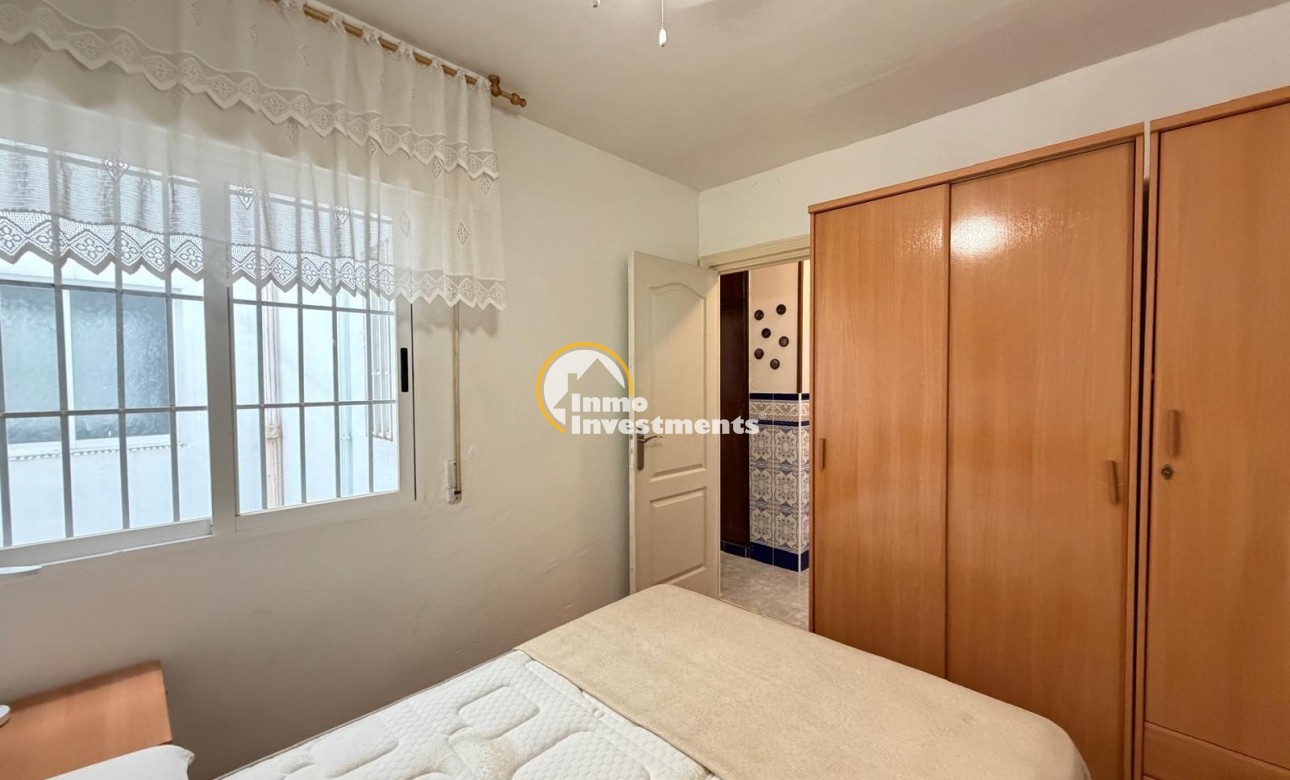 Resale - Apartment - Torrevieja - Playa del Cura