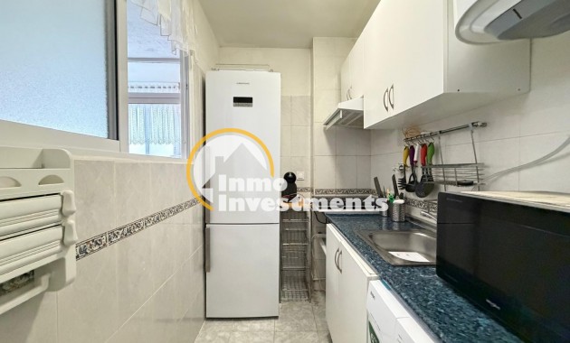 Resale - Apartment - Torrevieja - Playa del Cura