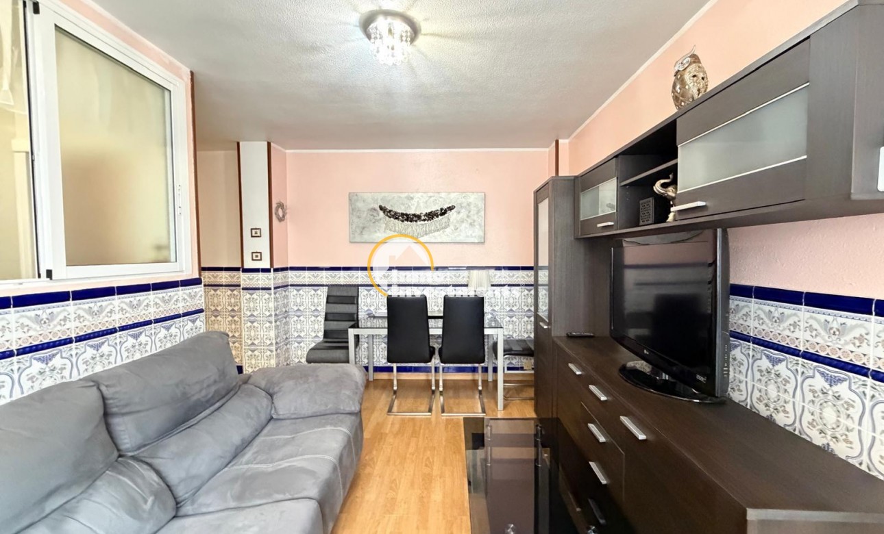 Resale - Apartment - Torrevieja - Playa del Cura