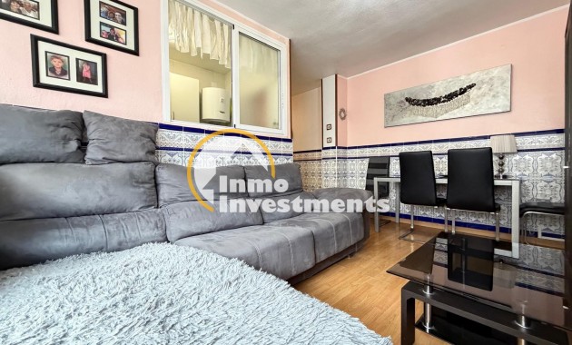 Resale - Apartment - Torrevieja - Playa del Cura