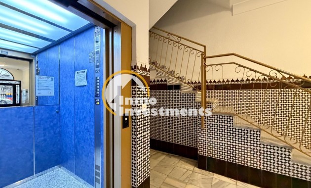 Resale - Apartment - Torrevieja - Playa del Cura