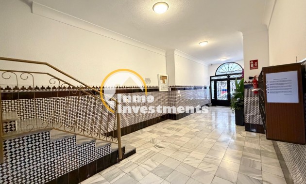 Resale - Apartment - Torrevieja - Playa del Cura