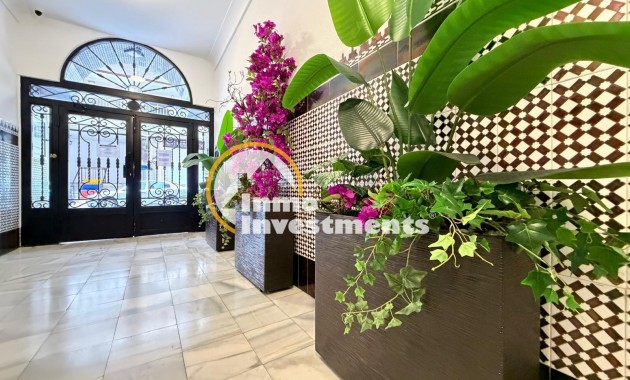 Resale - Apartment - Torrevieja - Playa del Cura