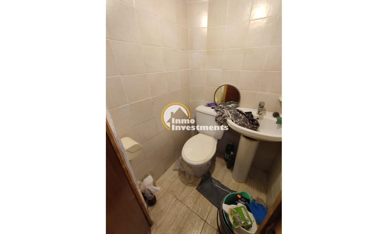 Bestaande bouw - Commercieel - Torrevieja - Habaneras