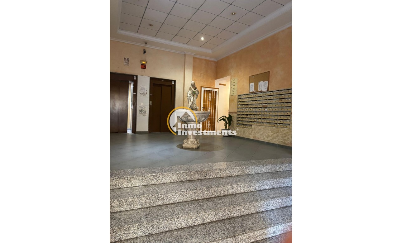 Reventa - Apartamento - Torrevieja - Playa del Cura