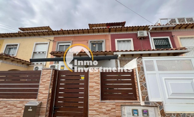 Reventa - Chalet independiente - Torrevieja - Torretas