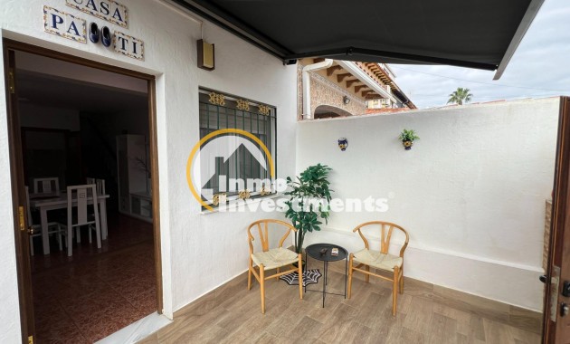Reventa - Chalet independiente - Torrevieja - Torretas