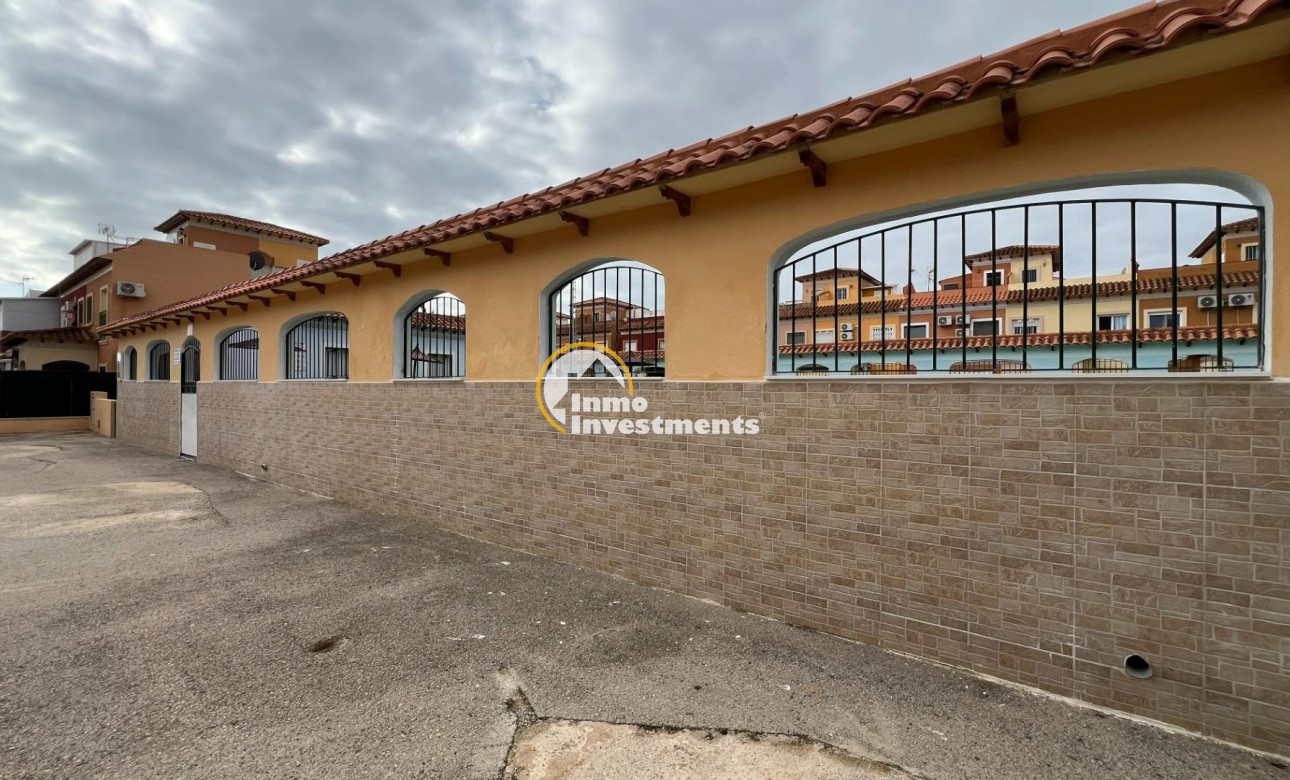 Reventa - Chalet independiente - Torrevieja - Torretas