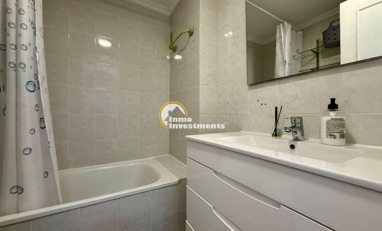 Reventa - Apartamento - Torrevieja - Acequion