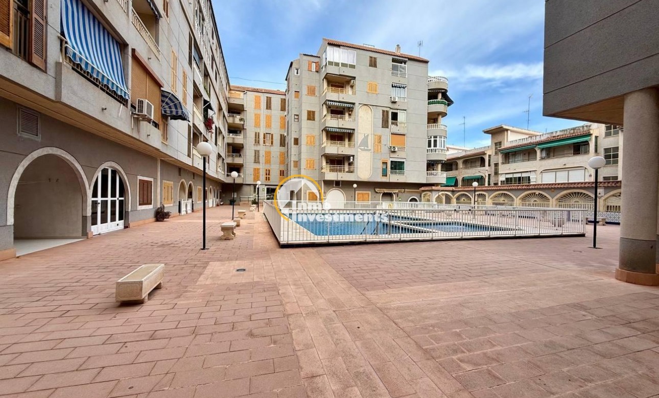 Reventa - Apartamento - Torrevieja - Acequion