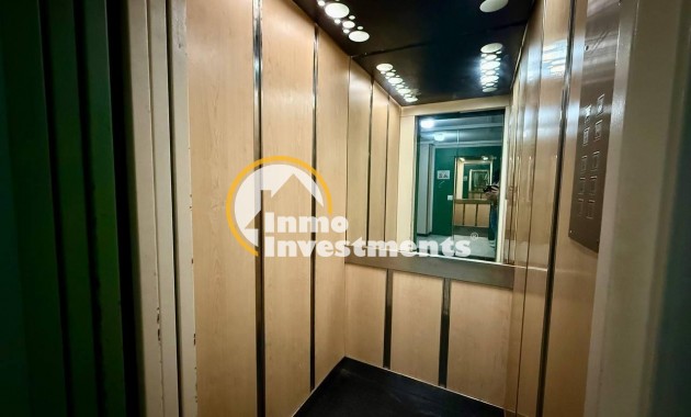 Reventa - Apartamento - Torrevieja - Acequion