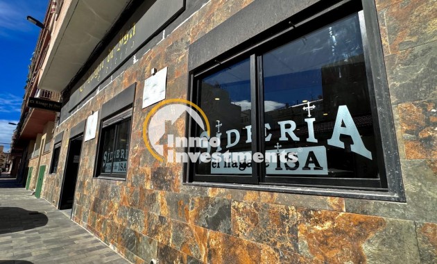 Bestaande bouw - Commercieel - Torrevieja - Playa del Cura