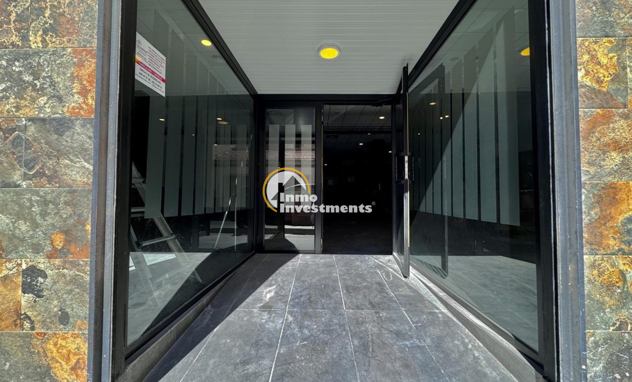 Bestaande bouw - Commercieel - Torrevieja - Playa del Cura