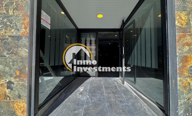 Bestaande bouw - Commercieel - Torrevieja - Playa del Cura