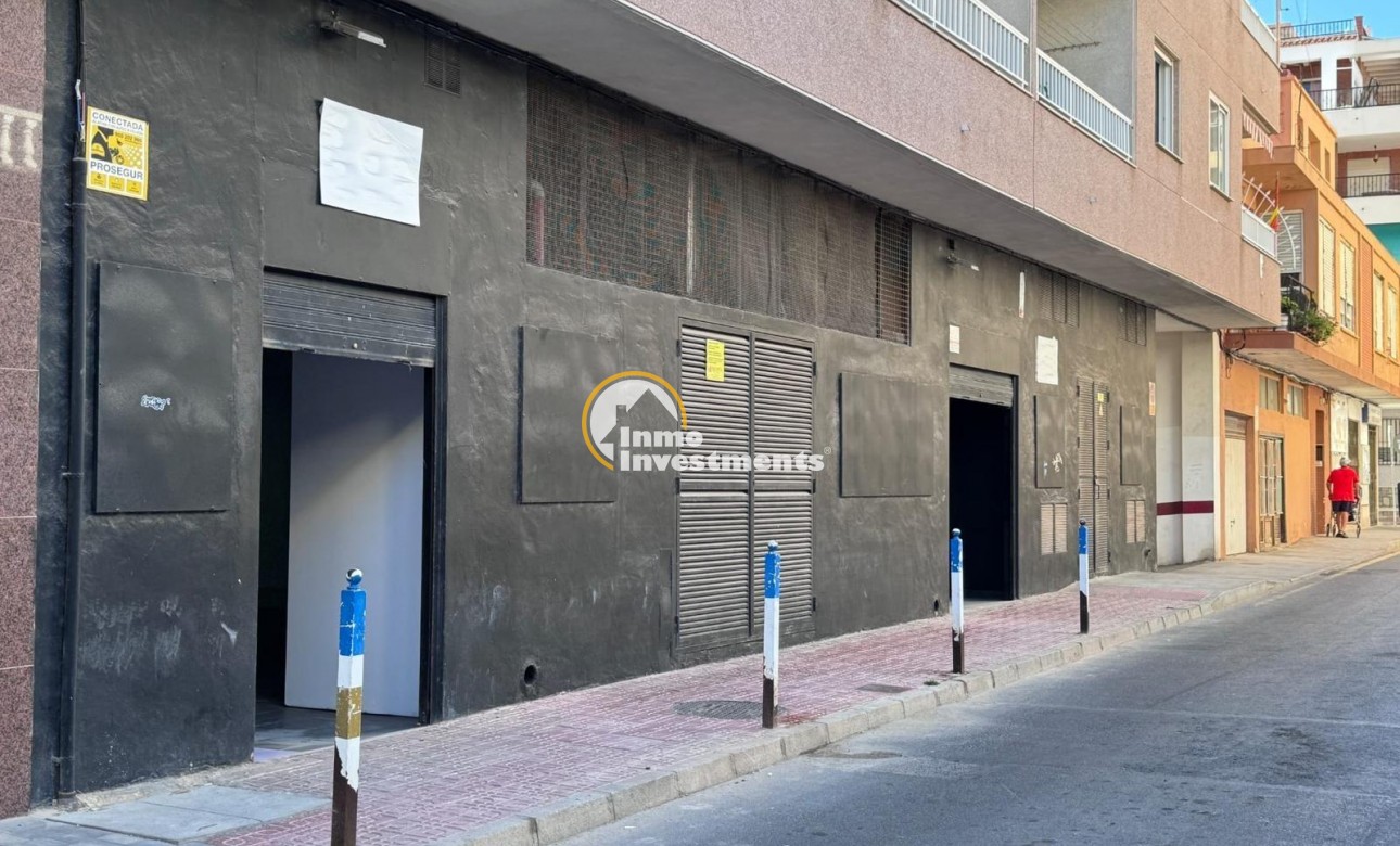 Bestaande bouw - Commercieel - Torrevieja - Playa del Cura