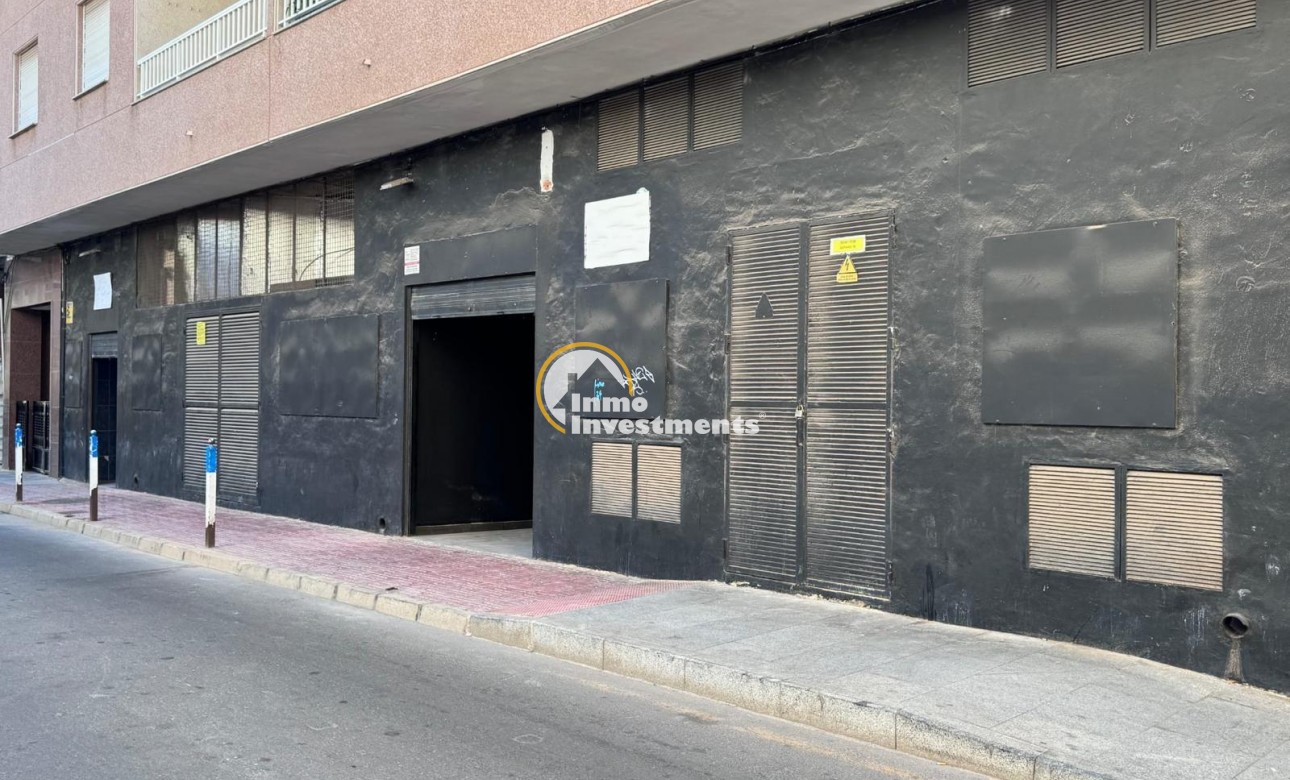 Bestaande bouw - Commercieel - Torrevieja - Playa del Cura