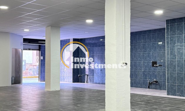 Bestaande bouw - Commercieel - Torrevieja - Playa del Cura