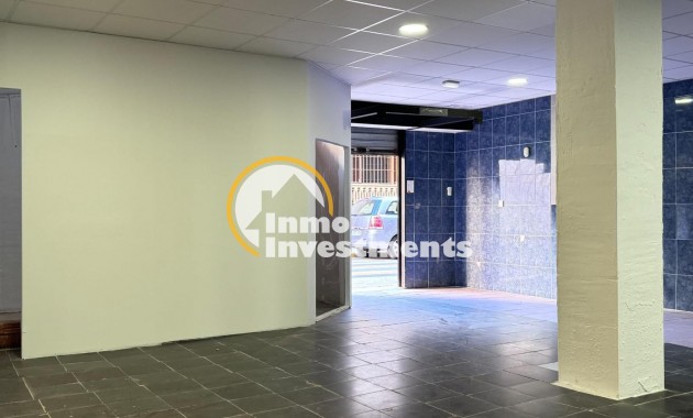 Bestaande bouw - Commercieel - Torrevieja - Playa del Cura