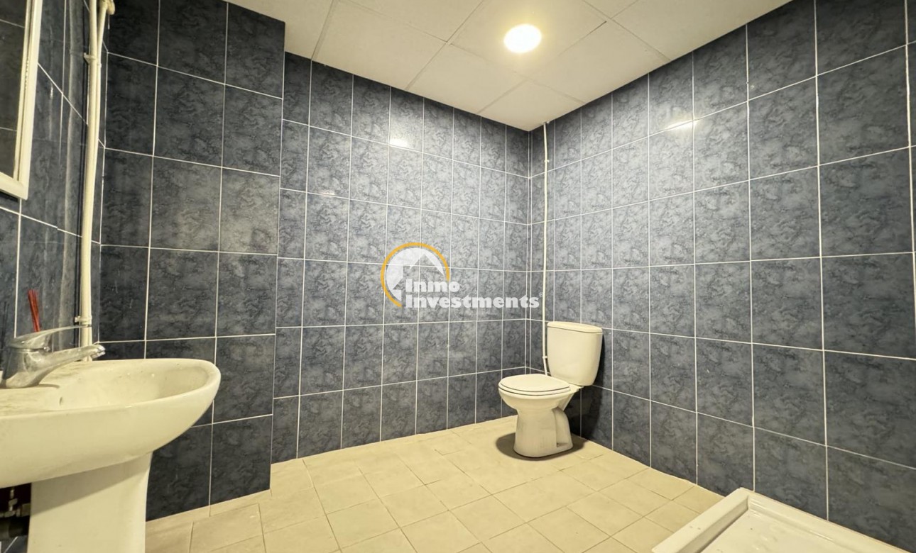 Bestaande bouw - Commercieel - Torrevieja - Playa del Cura