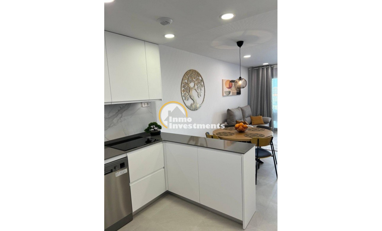 Resale - Apartment - Torrevieja - La Mata