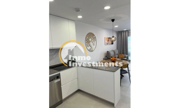 Resale - Apartment - Torrevieja - La Mata