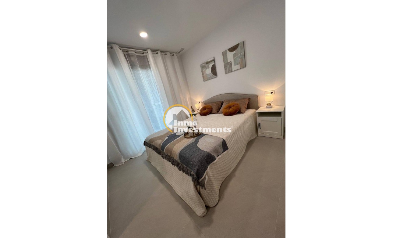 Resale - Apartment - Torrevieja - La Mata