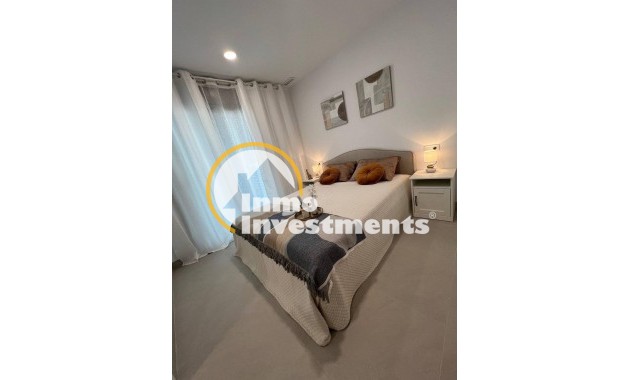 Resale - Apartment - Torrevieja - La Mata