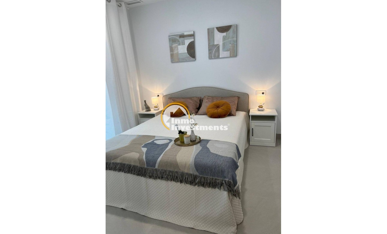 Resale - Apartment - Torrevieja - La Mata