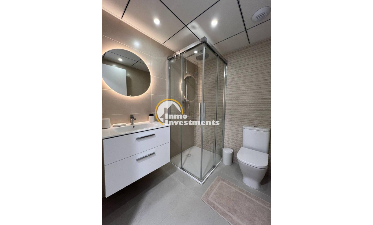 Resale - Apartment - Torrevieja - La Mata