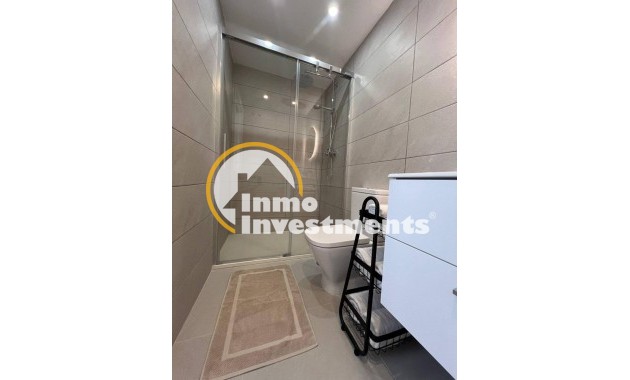 Resale - Apartment - Torrevieja - La Mata