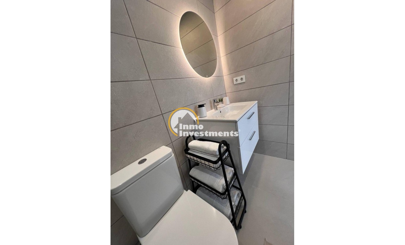 Resale - Apartment - Torrevieja - La Mata