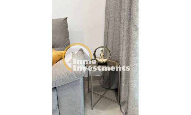 Resale - Apartment - Torrevieja - La Mata