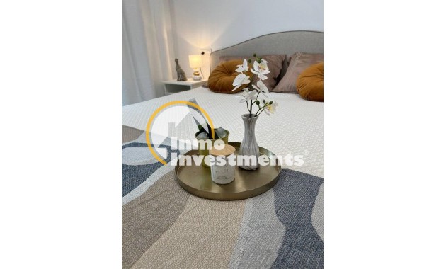 Resale - Apartment - Torrevieja - La Mata