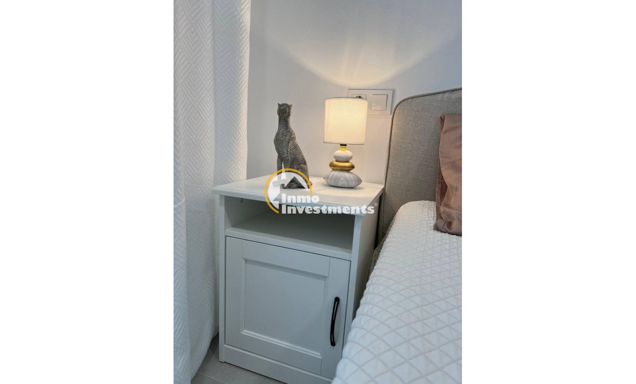 Resale - Apartment - Torrevieja - La Mata