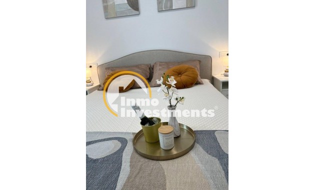 Resale - Apartment - Torrevieja - La Mata