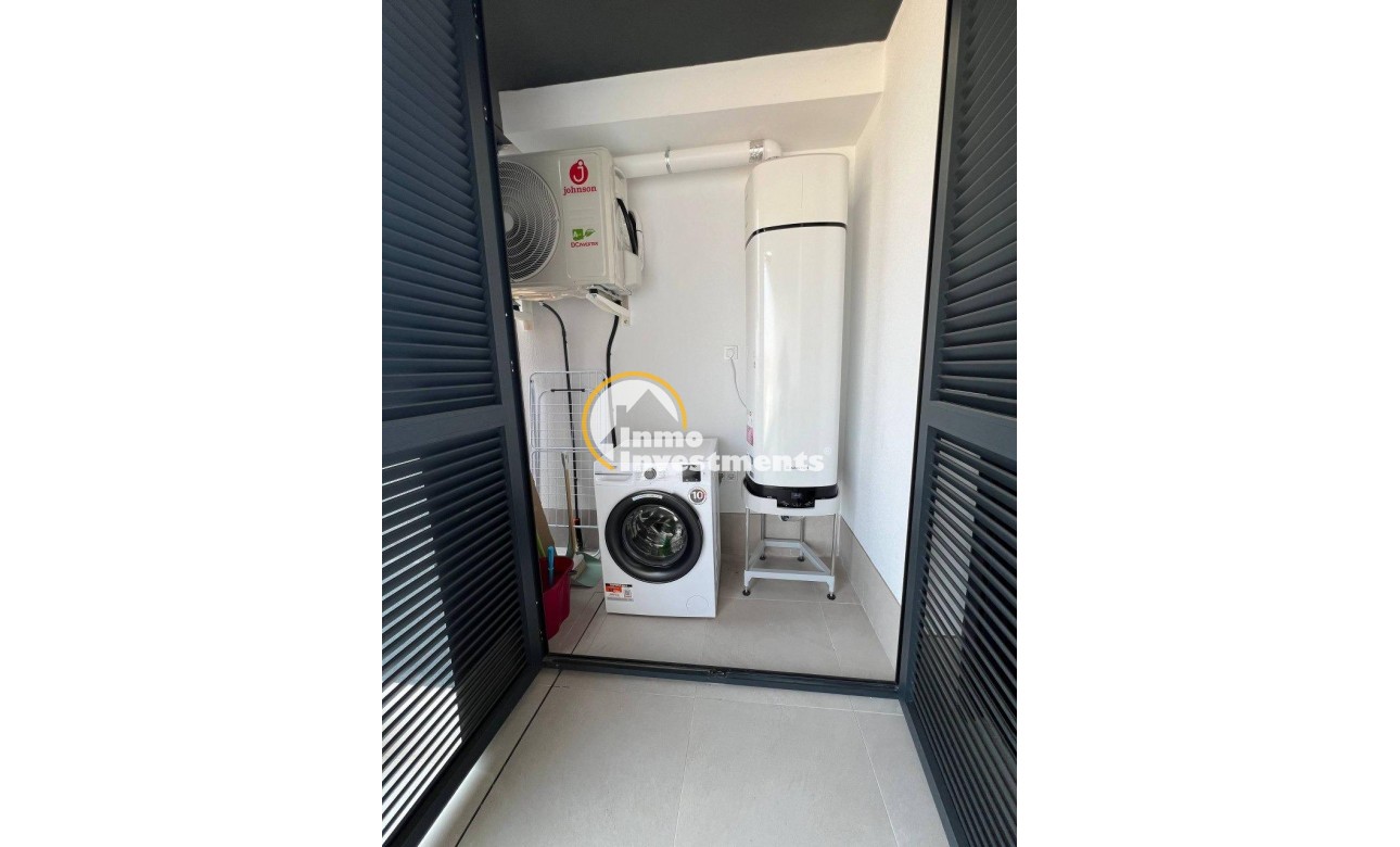 Resale - Apartment - Torrevieja - La Mata