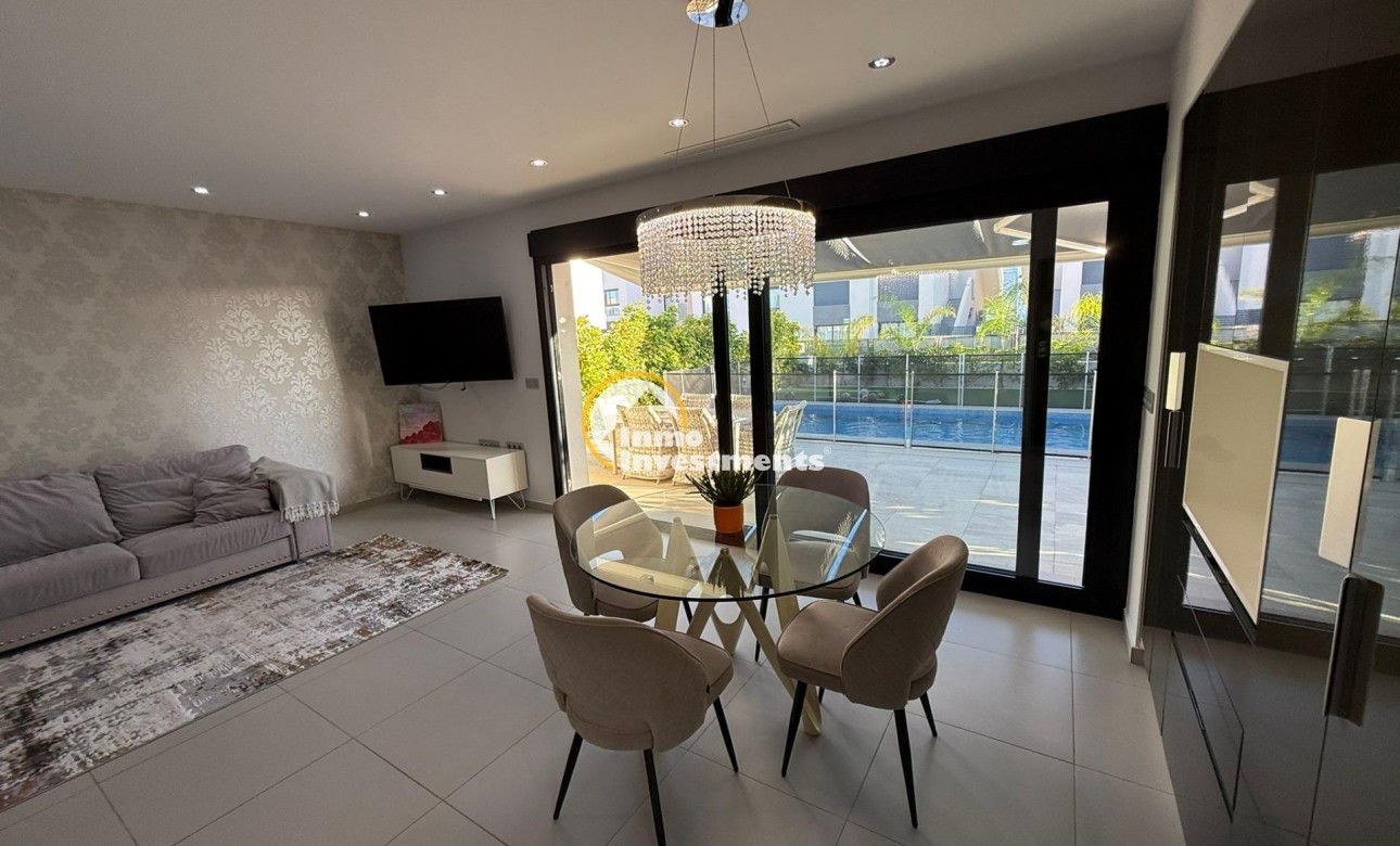 Reventa - Chalet independiente - Ciudad Quesada - Costa blanca sur