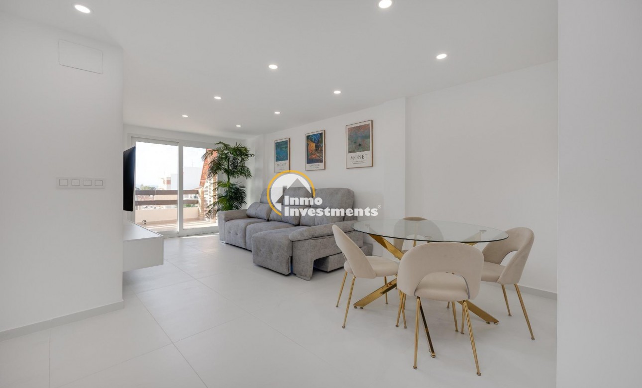 Resale - Apartment - Torrevieja - Playa de los Naufragos