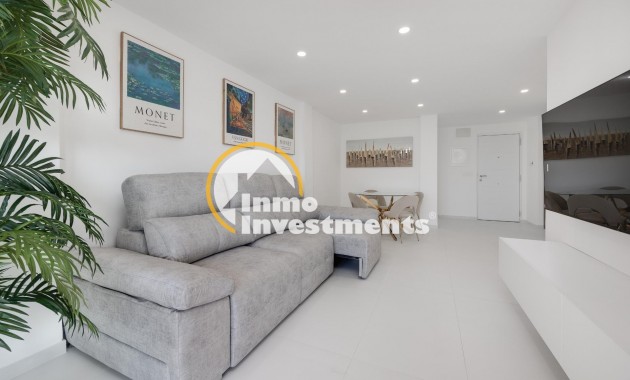 Resale - Apartment - Torrevieja - Playa de los Naufragos