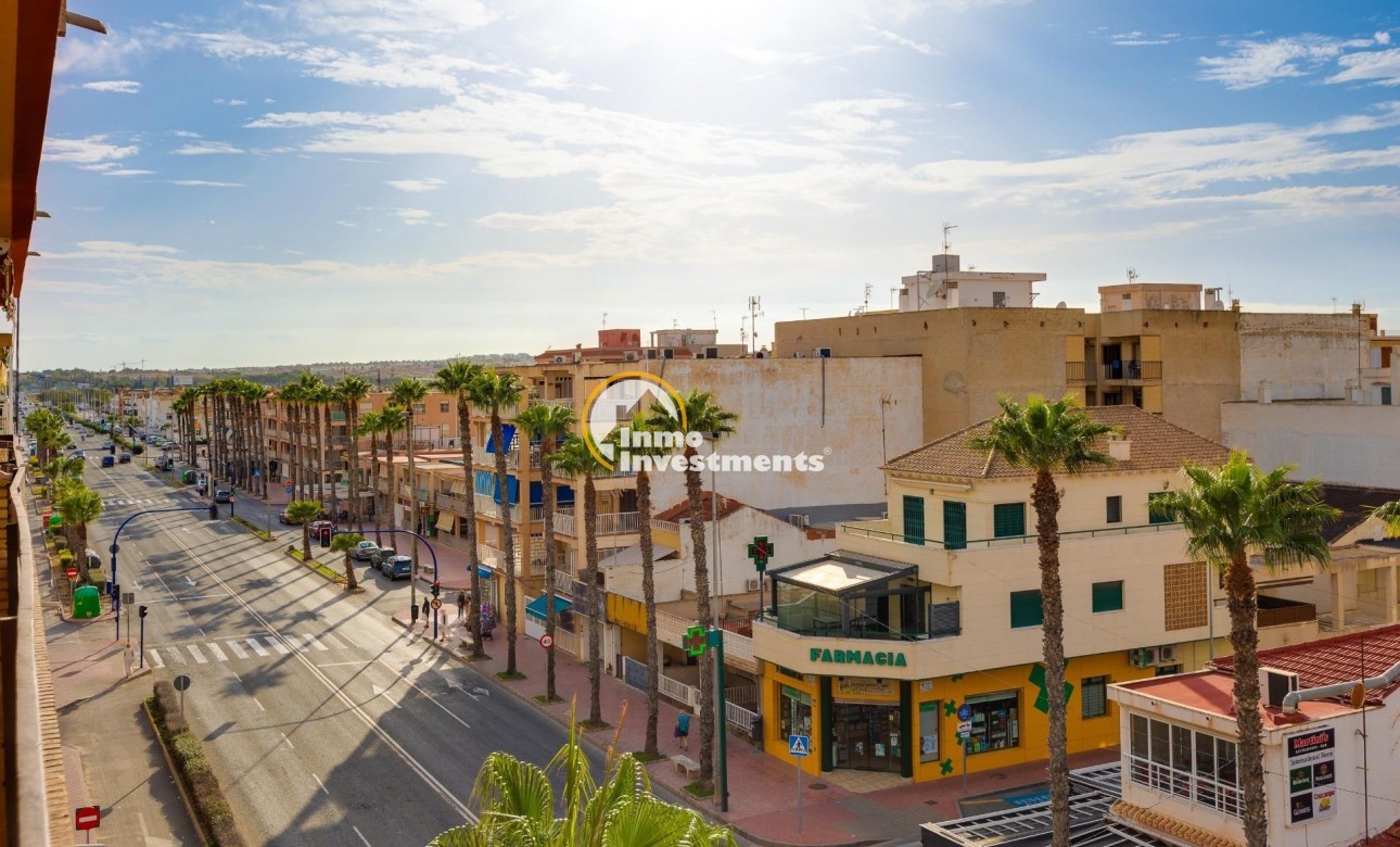 Resale - Apartment - Torrevieja - Playa de los Naufragos