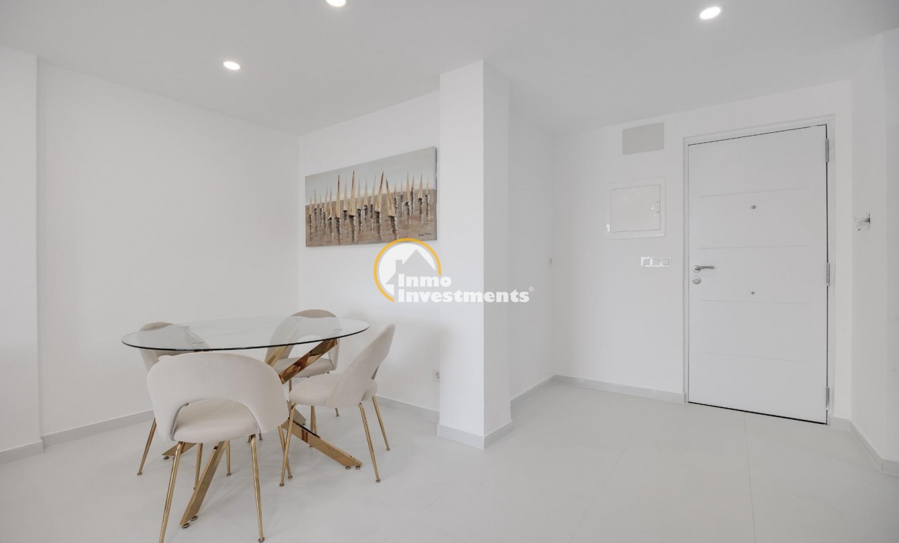 Resale - Apartment - Torrevieja - Playa de los Naufragos