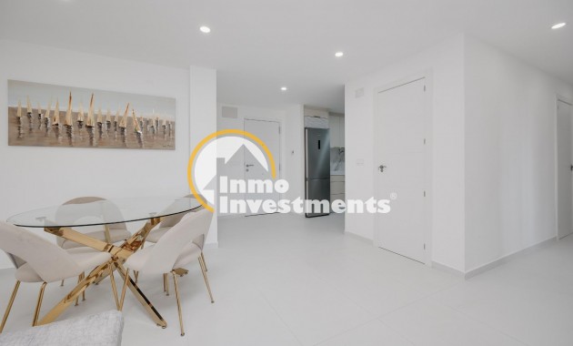 Resale - Apartment - Torrevieja - Playa de los Naufragos