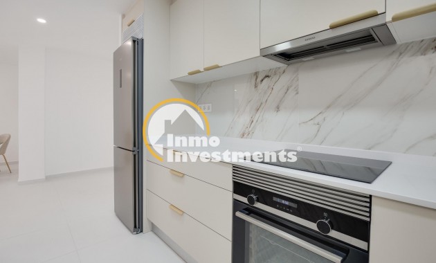 Resale - Apartment - Torrevieja - Playa de los Naufragos