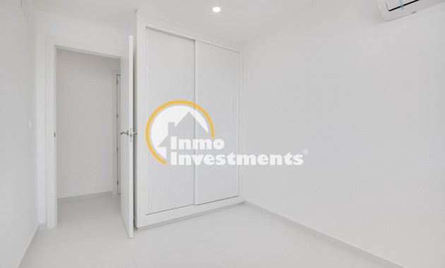 Resale - Apartment - Torrevieja - Playa de los Naufragos