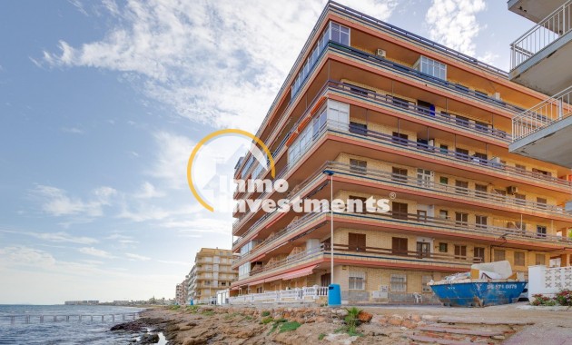 Resale - Apartment - Torrevieja - Playa de los Naufragos