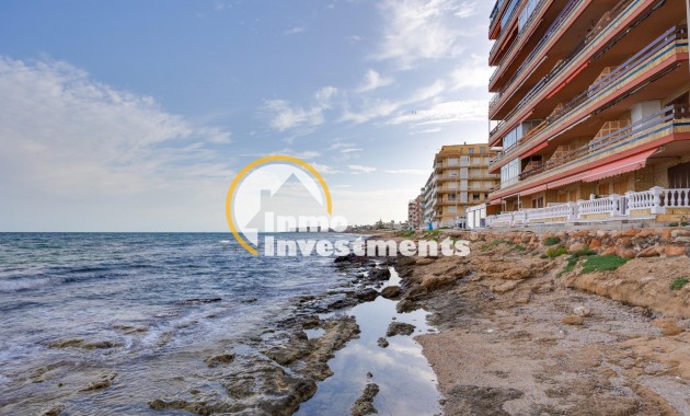 Resale - Apartment - Torrevieja - Playa de los Naufragos